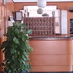 Otel Petit 3*