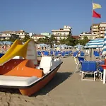 Petit Otel