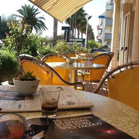 Hotel Petit 3*