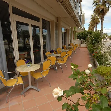 Hotell Petit San Benedetto del Tronto
